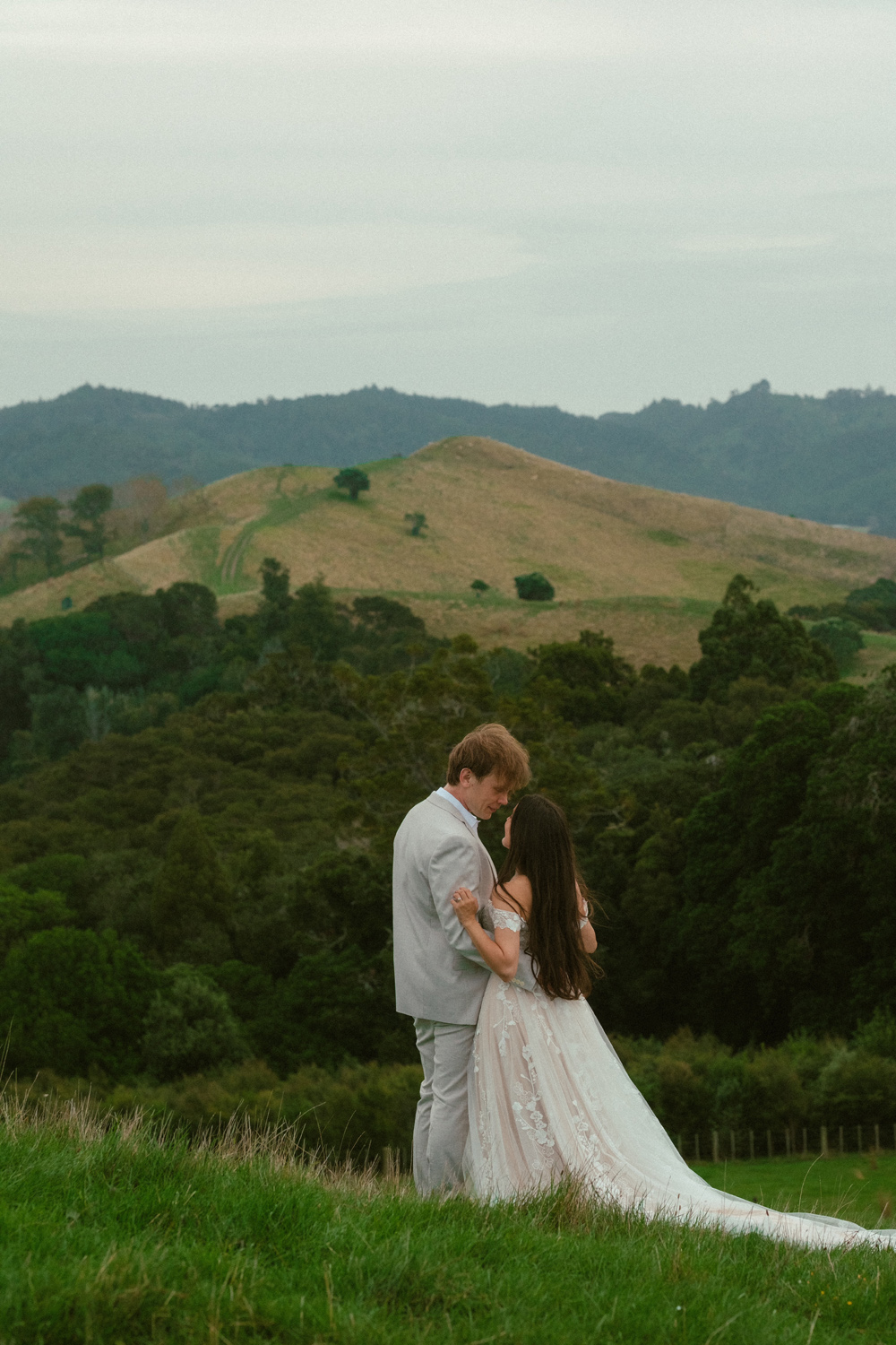 Enchanting Outdoor Auckland Wedding