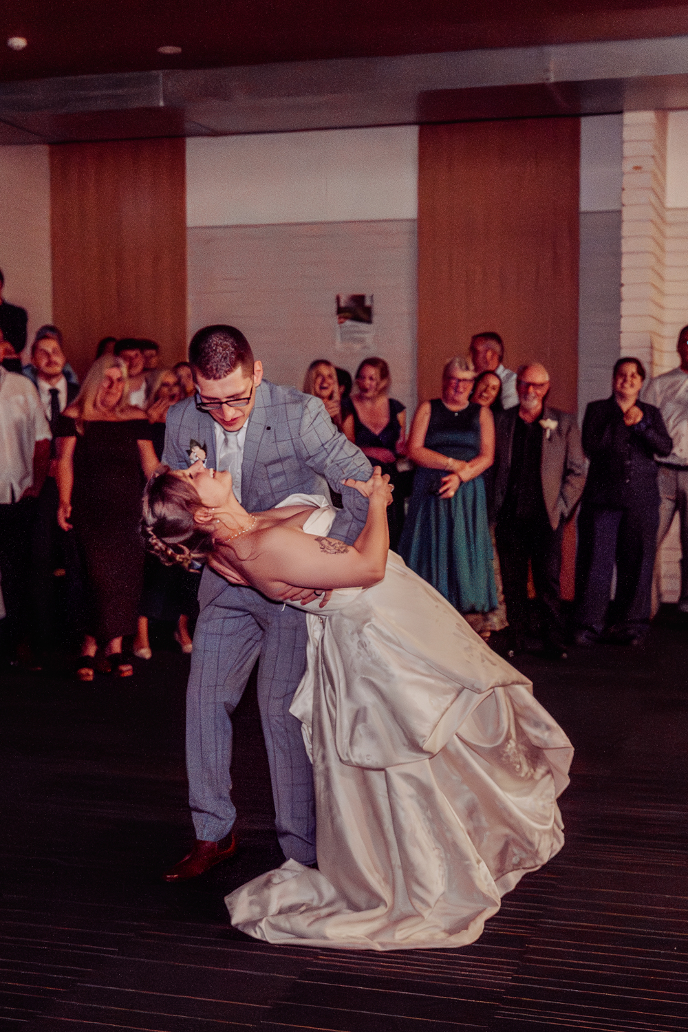 A Classic and Joyful Wedding in Auckland