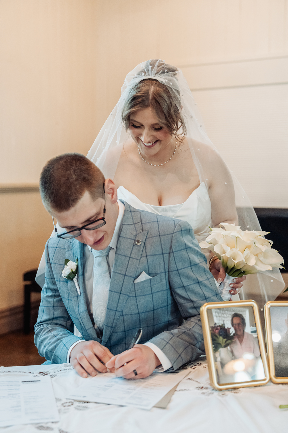 A Classic and Joyful Wedding in Auckland