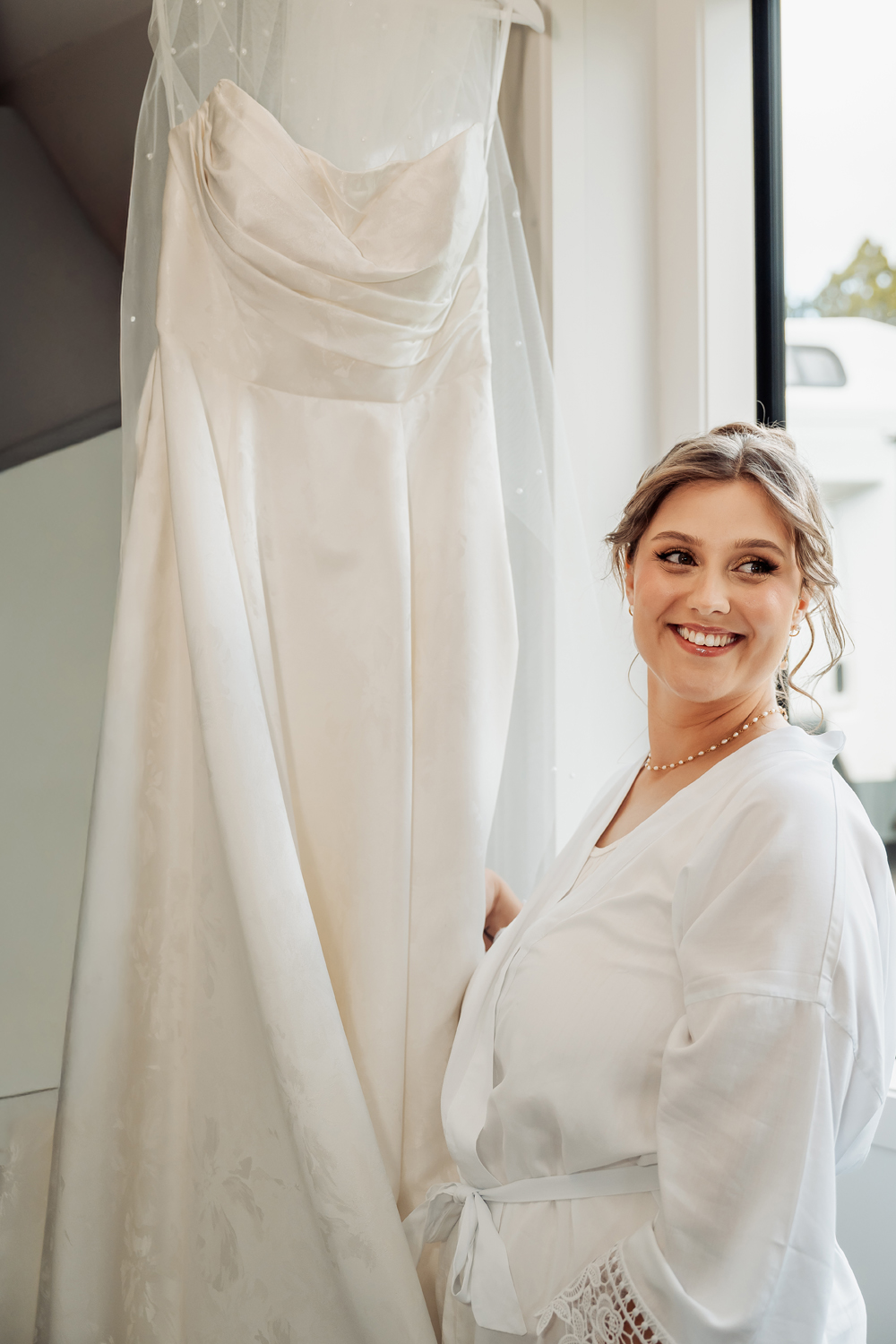 A Classic and Joyful Wedding in Auckland