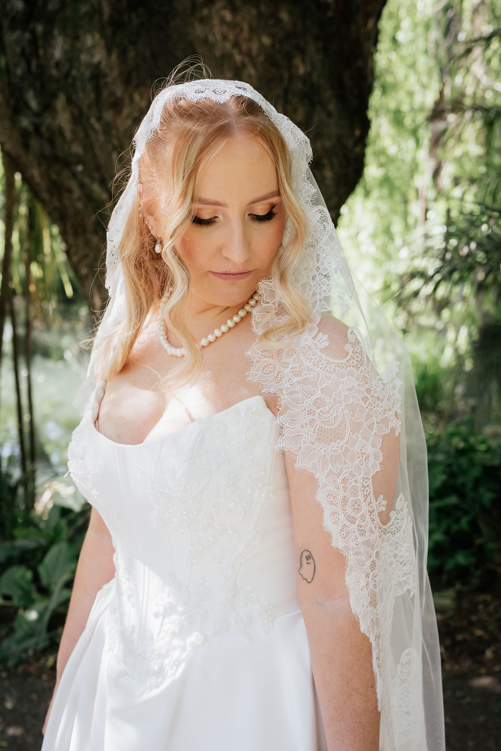 Romantic Church &amp; Estate Wedding in Auckland