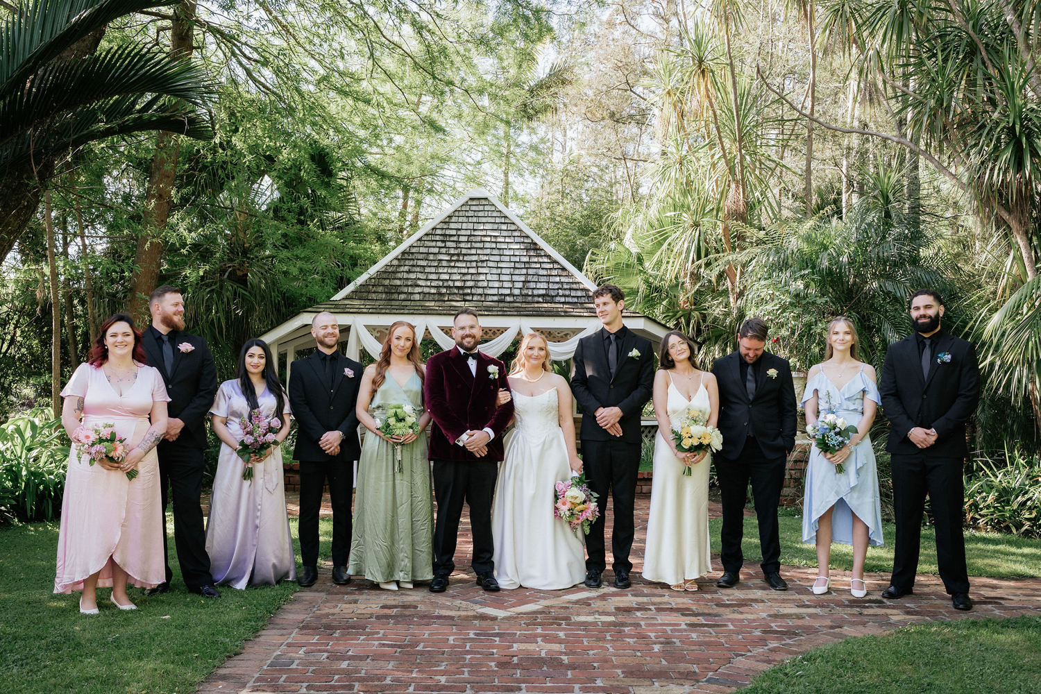 Romantic Church &amp; Estate Wedding in Auckland