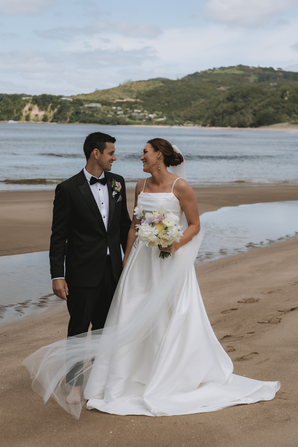 Picturesque Beach Wedding at Orua Beach House