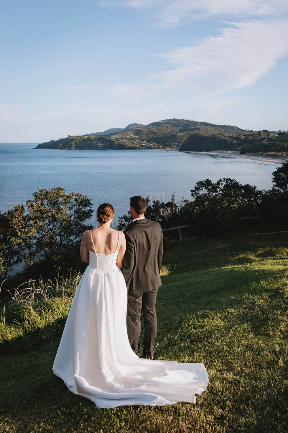 Picturesque Beach Wedding at Orua Beach House