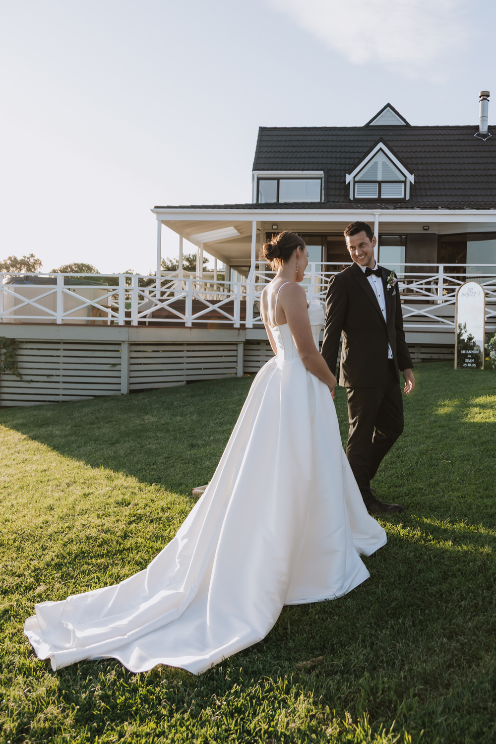 Picturesque Beach Wedding at Orua Beach House