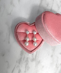 Triple pearl