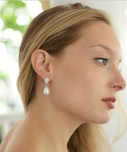 CZ pear with bold drop - Silver or Rosegold