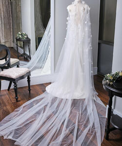 Floral and Pearl Veil