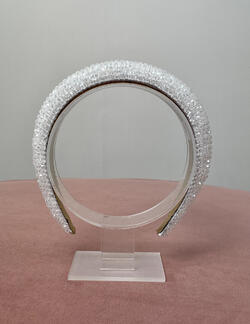 Crystal band