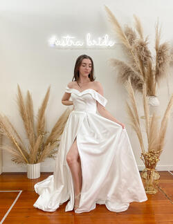 Forget Me Knot Charlie | Wedding Dress New Zealand