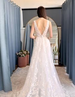 Forget Me Knot Arana | Wedding Dress New Zealand