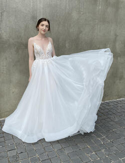 Forget Me Knot Oakley | Wedding Dress New Zealand