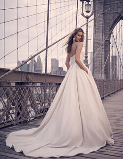 Maggie Sottero Anniston Wedding Dress