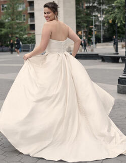 Maggie Sottero Anniston Wedding Dress