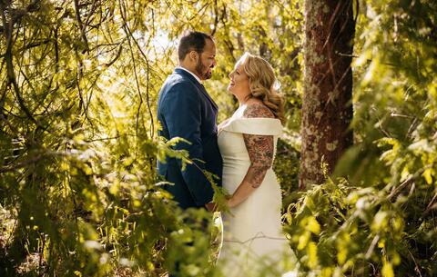 Sunny Auckland Lodge Wedding