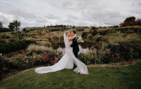 Scenic Outdoor Wedding at Tironui