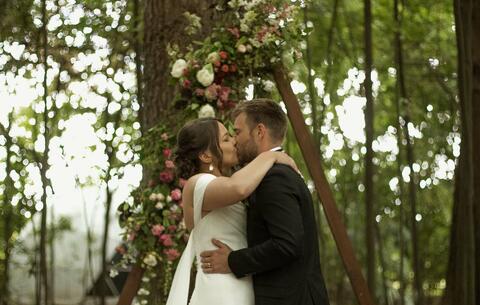 Whimsical Spring Wedding at Meadowood House