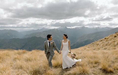 Picturesque Queenstown Lake Wedding