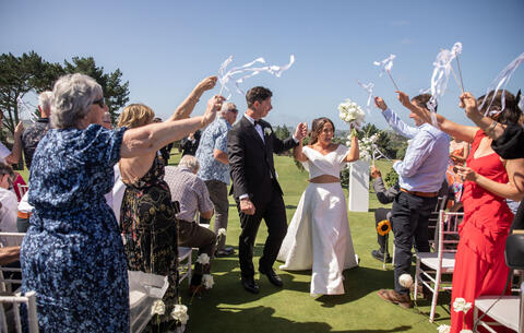 Fun and Cheerful Golf Club Wedding in Raglan
