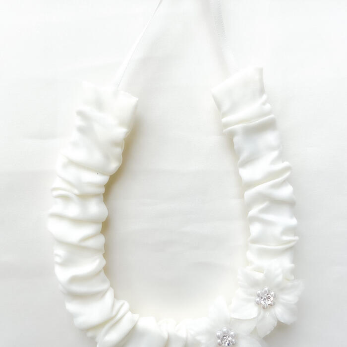 Organza Horseshoe