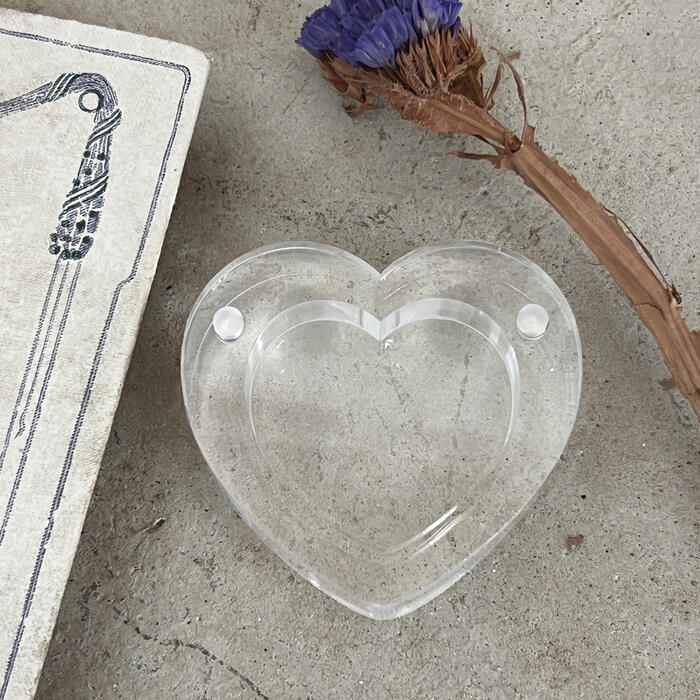 Acrylic Heart Shaped Carrier