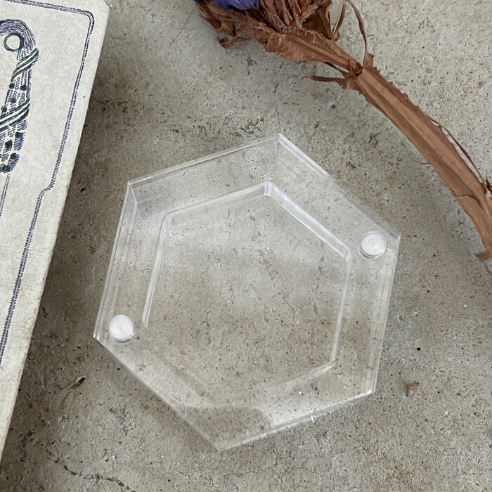 Acrylic Hexagonal Shaped Carrier