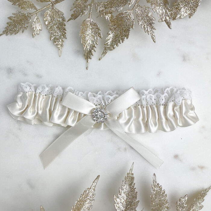 Luxe satin garter