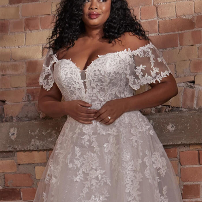 Maggie sottero cape 2025