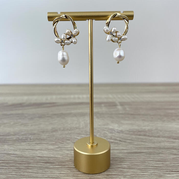 Pearl hoops