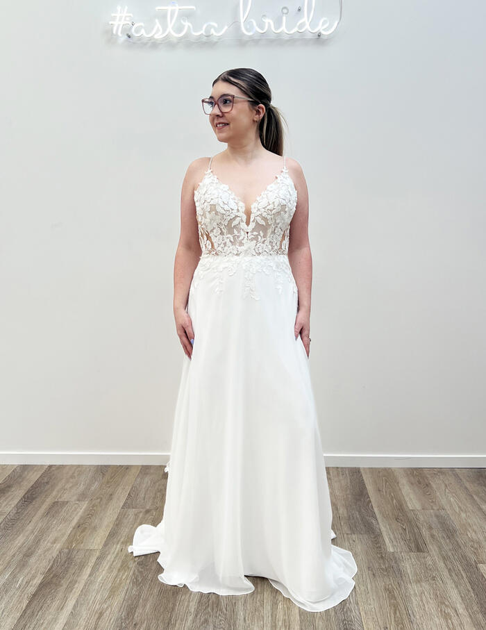 Forget Me Knot Arana | Wedding Dress New Zealand