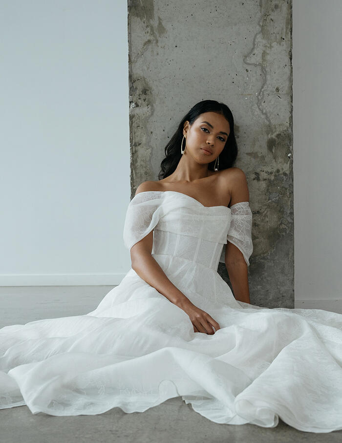 Jenny yoo jillian gown online