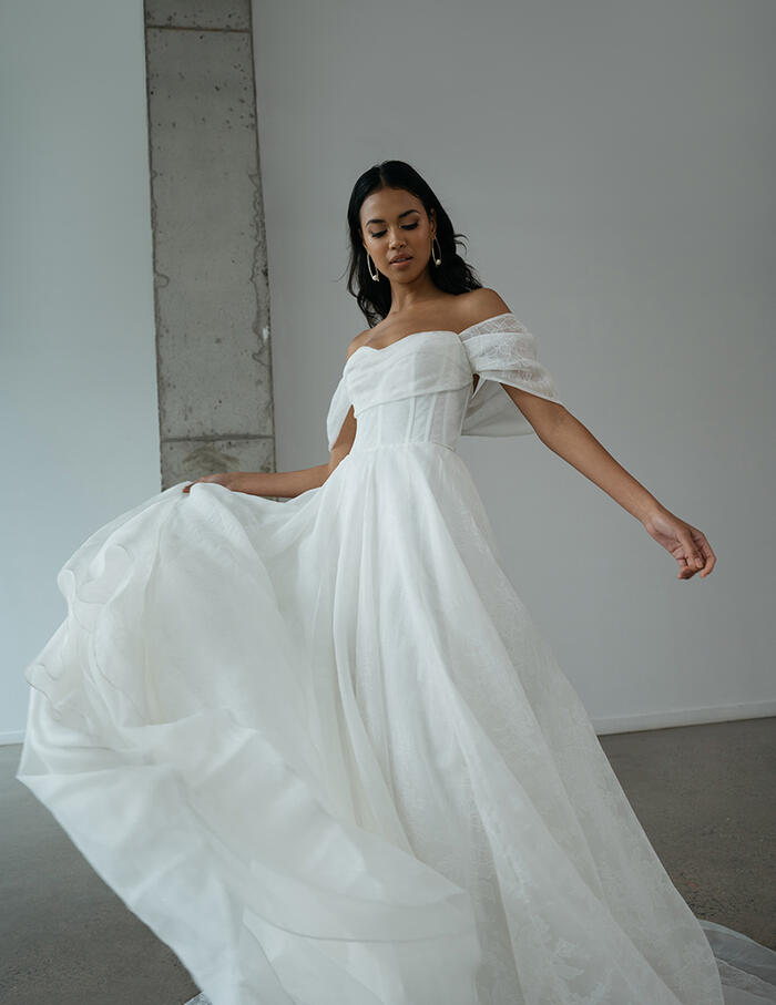 Jillian gown jenny yoo clearance