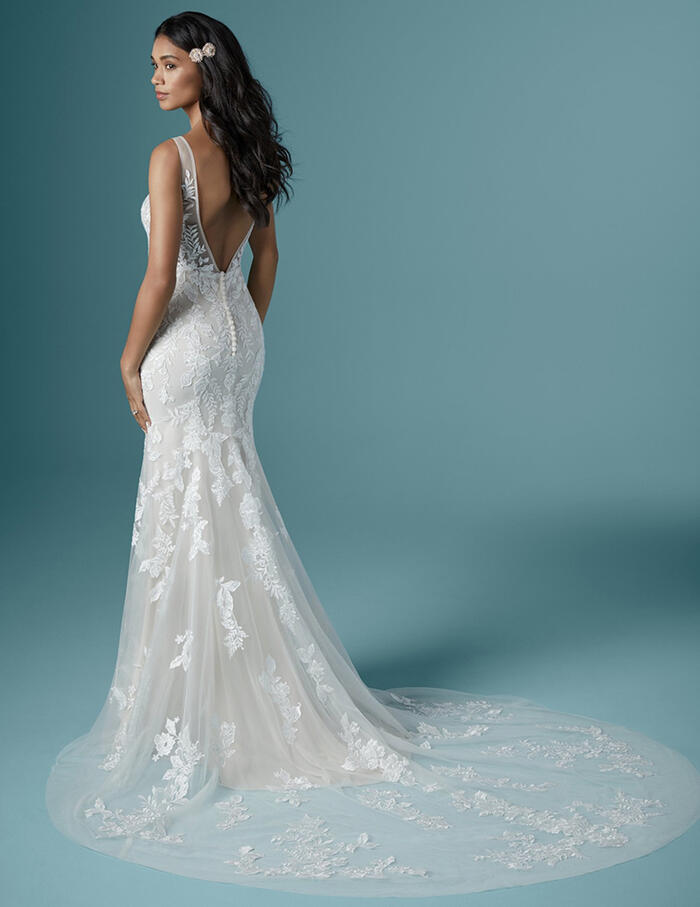 Wallis sales maggie sottero