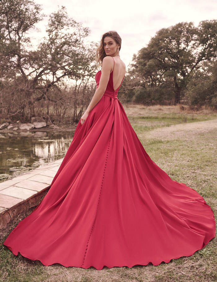 Red Wedding Dress For Bride With Three Outfits - Rock My Wedding