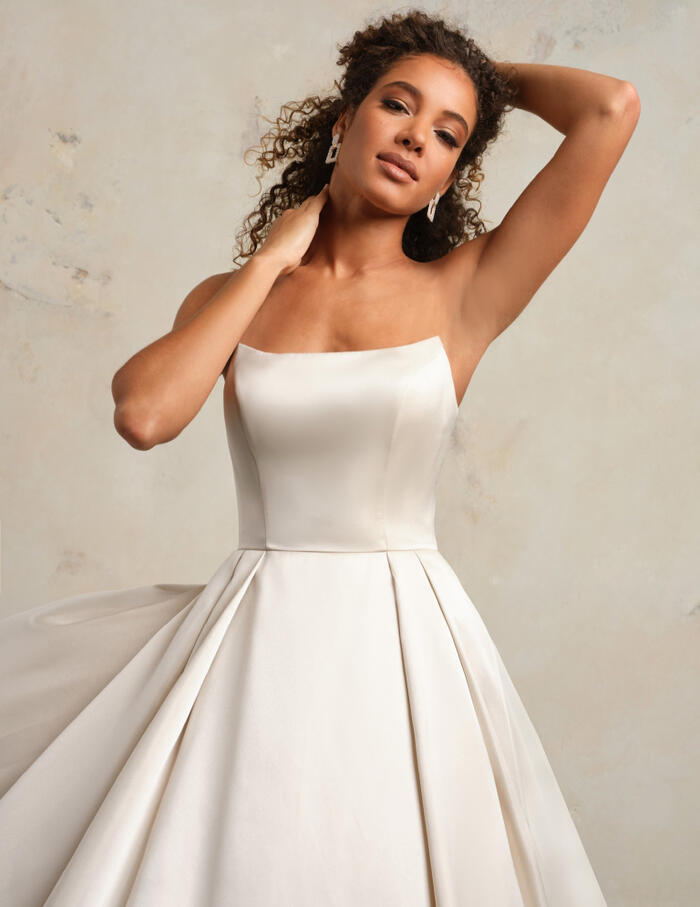 Maggie Sottero Selena Vida Wedding Dress